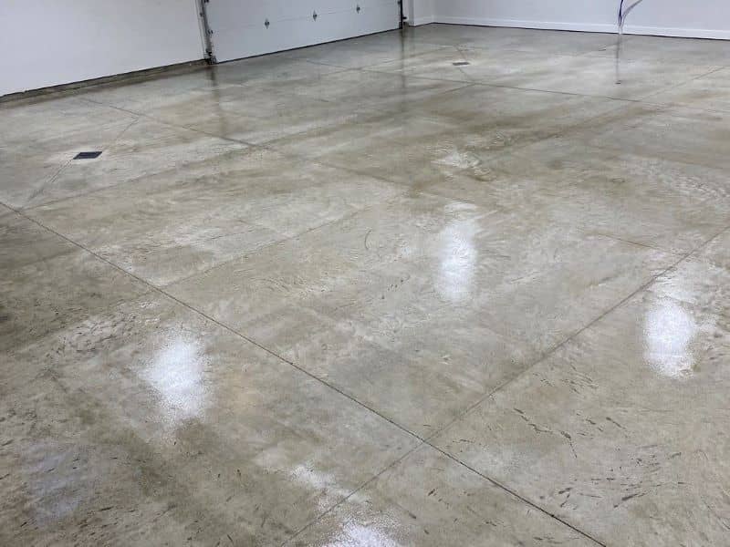 What is Concrete Sealing: Benefits, Types, and Application Methods Explained
